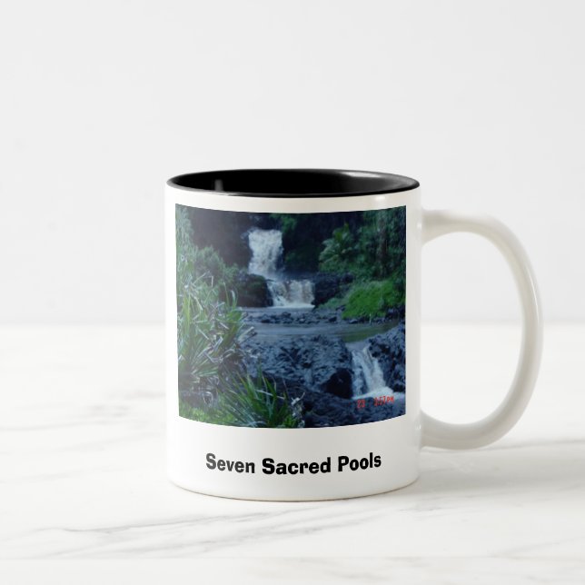 Caneca De Café Em Dois Tons Piscinas sagrados, sete piscinas sagrados, sete (Direita)