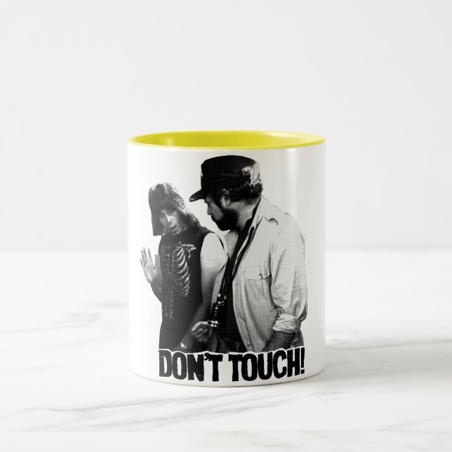 CANECA DE CAFÉ EM DOIS TONS PISTA ESPINAL "NÃO TOQUE!" CITAÇÃO DO FILME (Centro)