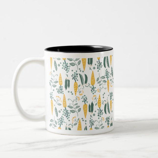 Caneca De Café Em Dois Tons Playful Carrot & Pea Children's Pattern (Esquerda)