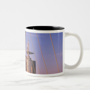 Caneca De Café Em Dois Tons Ponte Millennium, Centro Lowry, Salford