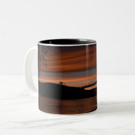 Caneca De Café Em Dois Tons Ponte no Sunset 2