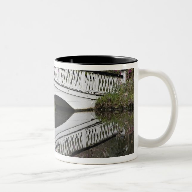 Caneca De Café Em Dois Tons Ponte refletindo na lagoa, Magnólia (Direita)
