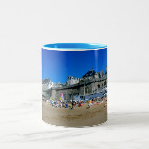 Caneca De Café Em Dois Tons Praia na rua Malo, France
