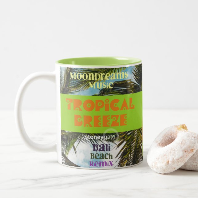 Caneca De Café Em Dois Tons Praia Tropical de Breeze Bali (Com Donut)