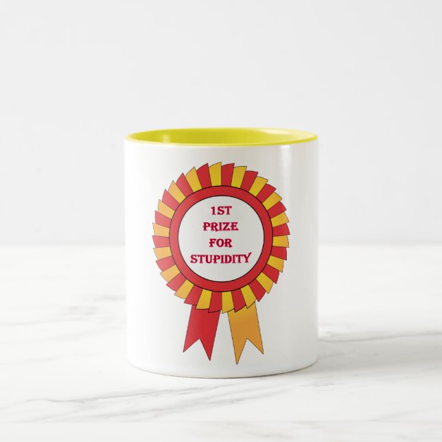 Caneca De Café Em Dois Tons Prêmio das ruas pela estupidez (Centro)