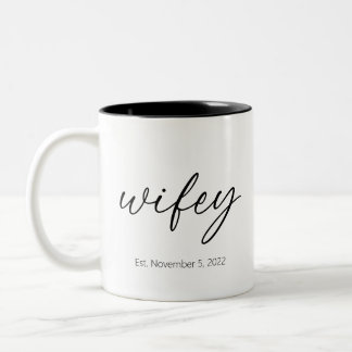 Caneca De Café Em Dois Tons Presente de casamento recém-casado Wifey com data