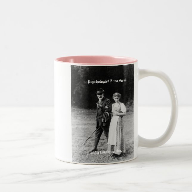 Caneca De Café Em Dois Tons Preservando a história das mulheres na psicologia (Direita)