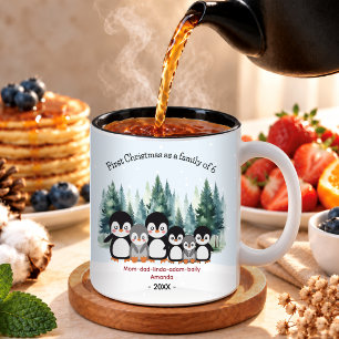 Caneca De Café Em Dois Tons Primeiro Natal como família de 6 pinguins