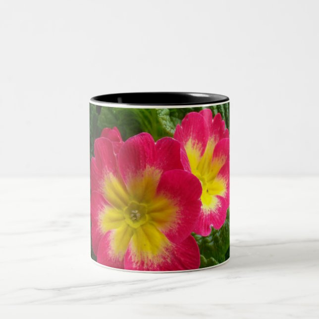 Caneca De Café Em Dois Tons Prímulas do amarelo do vermelho de cereja (Centro)