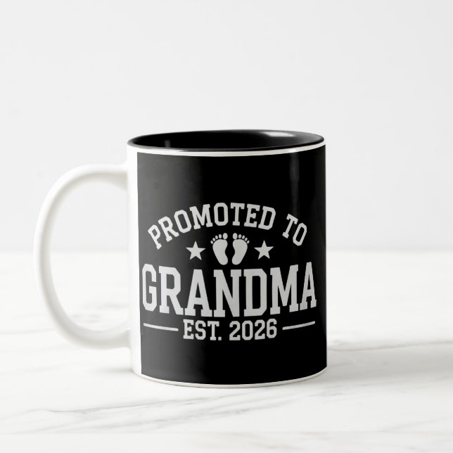 Caneca De Café Em Dois Tons Promovida a Avó desde 2026 Avós Bebê (Esquerda)
