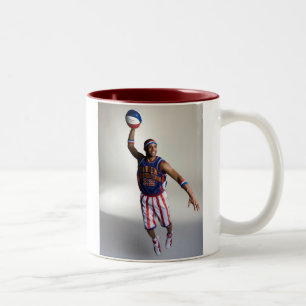 Caneca De Café Em Dois Tons Pulo do tempo de vôo