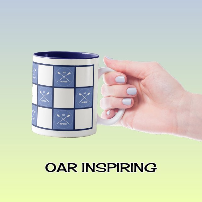 Caneca De Café Em Dois Tons Quadrados azuis inspiradores do ruar (Mug option: navy two-tone)