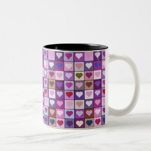 Caneca De Café Em Dois Tons Quadrados roxos e cor-de-rosa do coração