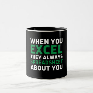 Caneca De Café Em Dois Tons quando você se sobressai, eles sempre planeiam sob