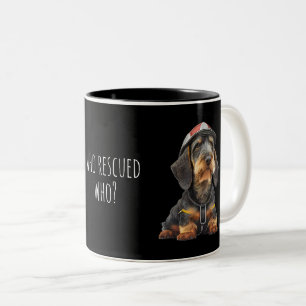 Caneca De Café Em Dois Tons Quem resgatou quem - Wirehaired Dachshund