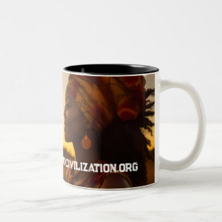 CANECA DE CAFÉ EM DOIS TONS RAINHA AFRICANA NAS PLANÍCIES AFRICANAS