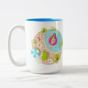 Caneca De Café Em Dois Tons Rapariga de natação na praia de verão de biquíni -