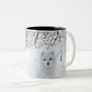 Caneca De Café Em Dois Tons Raposa de Neve na Floresta de inverno