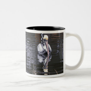 Caneca De Café Em Dois Tons Reflexão Pelicana