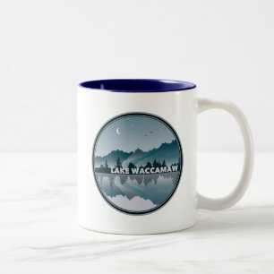 Caneca De Café Em Dois Tons Reflexão sobre o Lago Waccamaw na Carolina do Nort