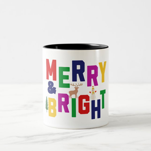 Caneca De Café Em Dois Tons Reindeer feliz e pinheiro brilhante Snowman (Centro)