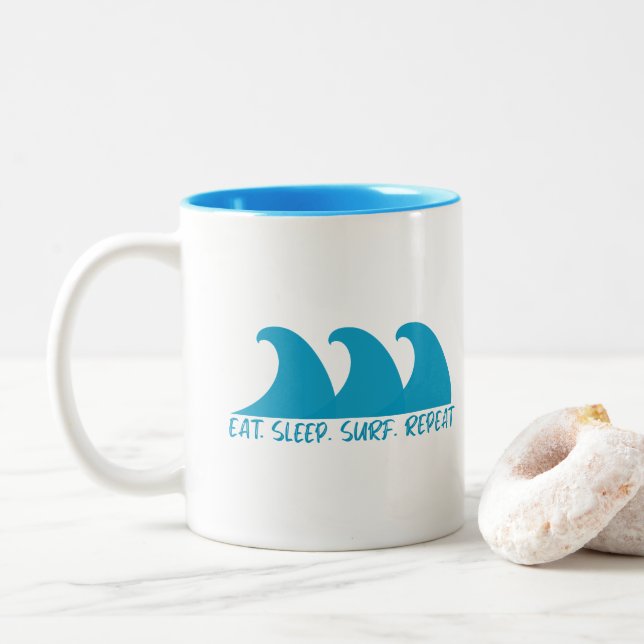 Caneca De Café Em Dois Tons Repetir o Surf de latência (Com Donut)