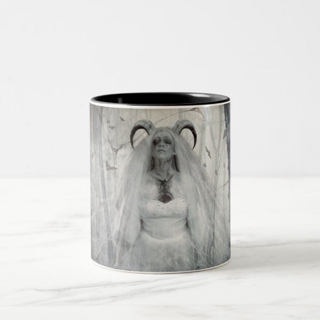 Caneca De Café Em Dois Tons Ressurreição de Bathory (Centro)