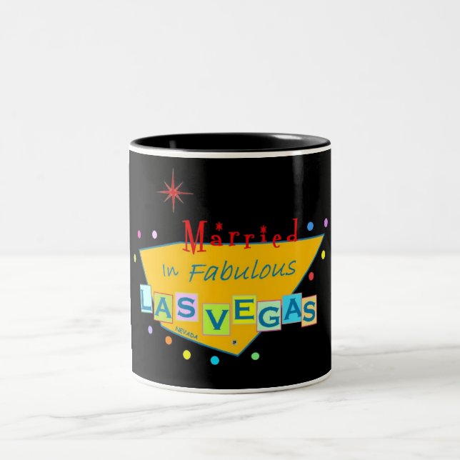 Caneca De Café Em Dois Tons Retro Casado Em Fabulosa Las Vegas - Dois Tons Mug (Centro)