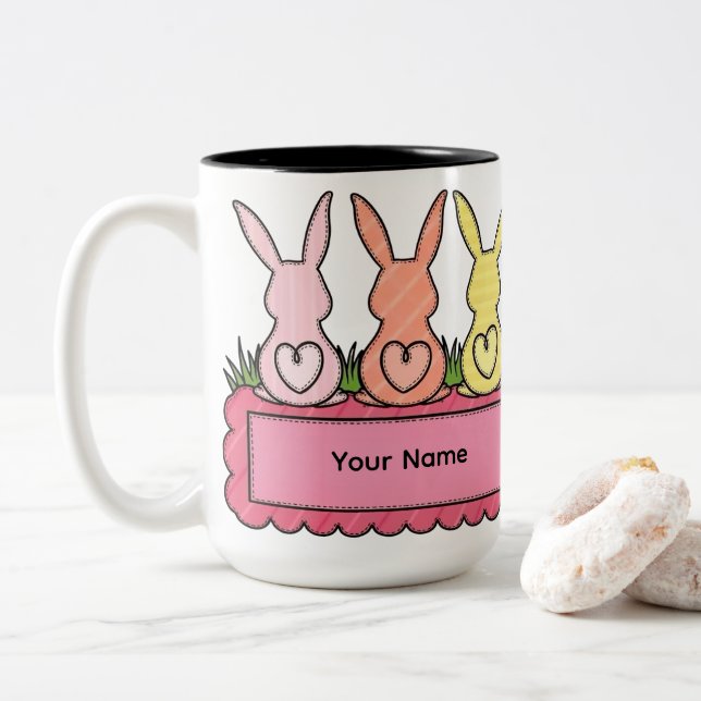 Caneca De Café Em Dois Tons Retro Stitched Easter Bunny Trio Custom Text Banne (Com Donut)