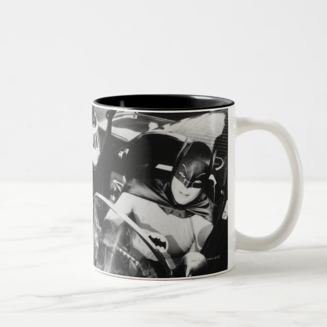 Caneca De Café Em Dois Tons Robin e Batman no Batmobile (Direita)