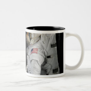 Caneca De Café Em Dois Tons Robonaut 2, um astronauta humanoide destreza 4