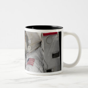 Caneca De Café Em Dois Tons Robonaut 2, uns dexterous, hel 3 do astronauta do