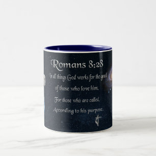 Caneca De Café Em Dois Tons romanos 8:28