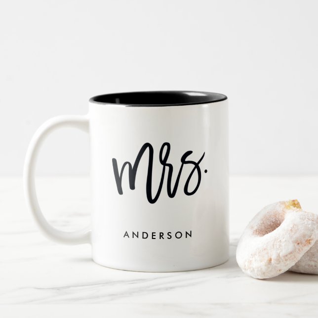 Caneca De Café Em Dois Tons Roteiro de Mrs.Trendy personalizado (Com Donut)