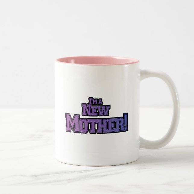 Caneca De Café Em Dois Tons Roxo Sou uma Nova Mãe Camiseta e Presentes (Direita)