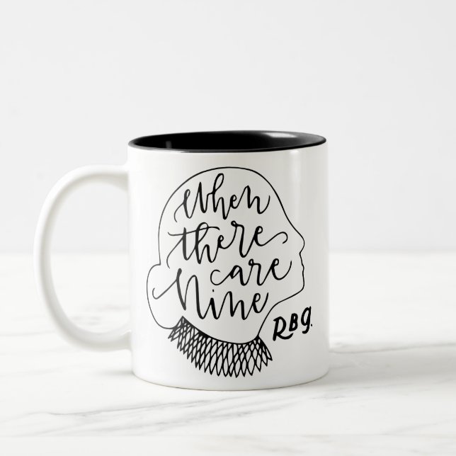 Caneca De Café Em Dois Tons Ruth Bader Ginsburg, Quando Há Nove RBG (Esquerda)