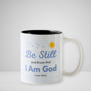Caneca De Café Em Dois Tons Salm 46:10 Esteja quieto e saiba que eu sou Deus M