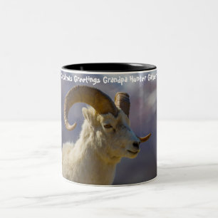 Caneca De Café Em Dois Tons Saudações de Natal Vô Hunter Gatherer