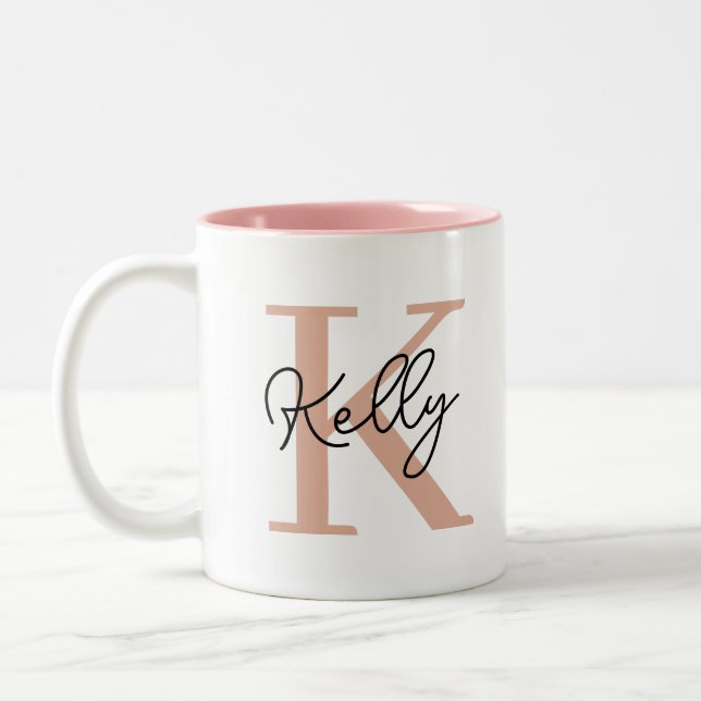 Caneca De Café Em Dois Tons Script de Monograma Rosa Blush Moderno (Esquerda)