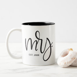 Caneca De Café Em Dois Tons Script Personalizado, "Sra." ESTABELECIDO