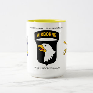 CANECA DE CAFÉ EM DOIS TONS SEGUNDO SQUADRON 17TH CAVALRY(RECON) 101RUA AIRBOR