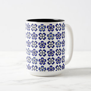 Caneca De Café Em Dois Tons Serenidade das Flores Azuis