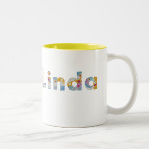 Caneca De Café Em Dois Tons Seu nome em letras florais artísticas / Linda