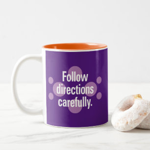 Caneca De Café Em Dois Tons Siga cuidadosamente as instruções Pontos violetas 