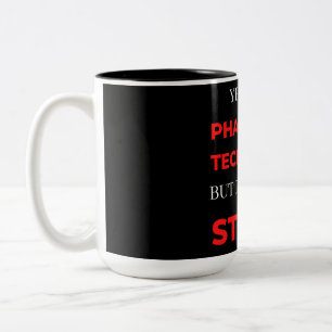 Caneca De Café Em Dois Tons Sim, sou um técnico de farmácia, mas não consigo c