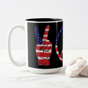 Caneca De Café Em Dois Tons Sinais De Paz Cores De Bandeiras De Café De Dois 