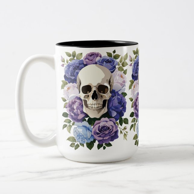Caneca De Café Em Dois Tons Skull and Roses – Gothic Floral (Esquerda)