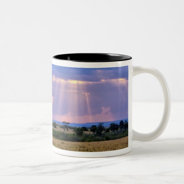 Caneca De Café Em Dois Tons Sol se pondo no Masai Mara. (Direita)