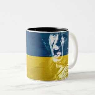 Caneca De Café Em Dois Tons Soldado da Paz na Ucrânia em guerra