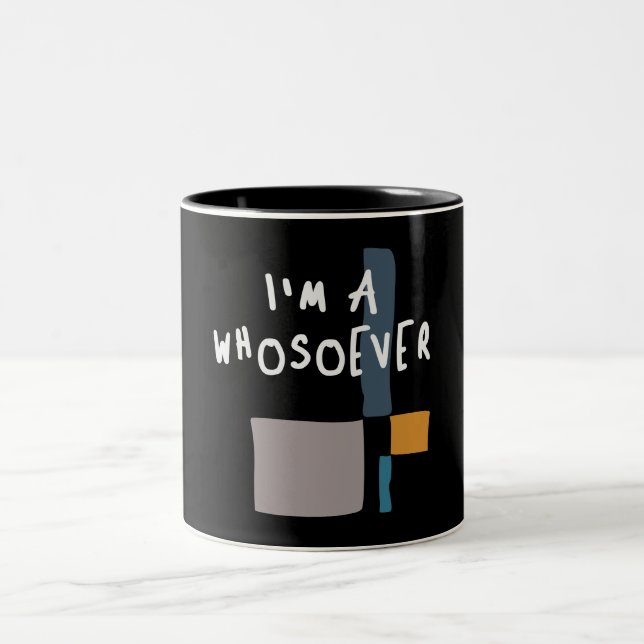 Caneca De Café Em Dois Tons Sou qualquer pessoa - citação cristã velha (Centro)
